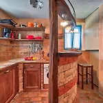 Simone Вилла Пореч