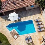 Simone Villa